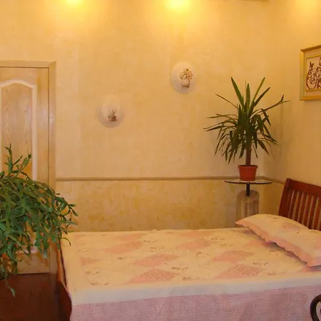 Apartment Jungle - дом-сказка у моря Odesa