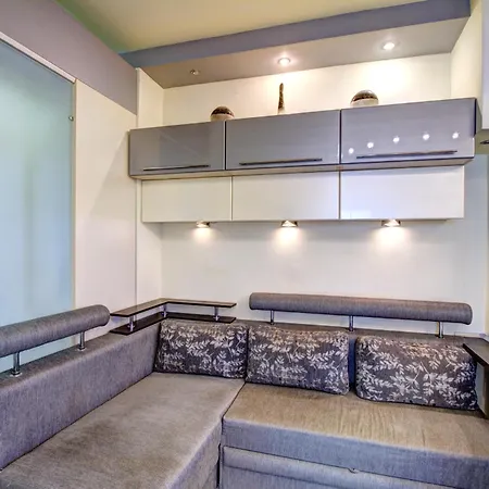Apartment Jungle - дом-сказка у моря Odesa