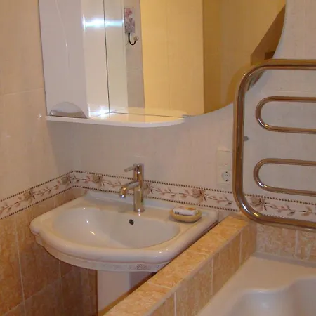 Apartment Jungle - дом-сказка у моря Odesa